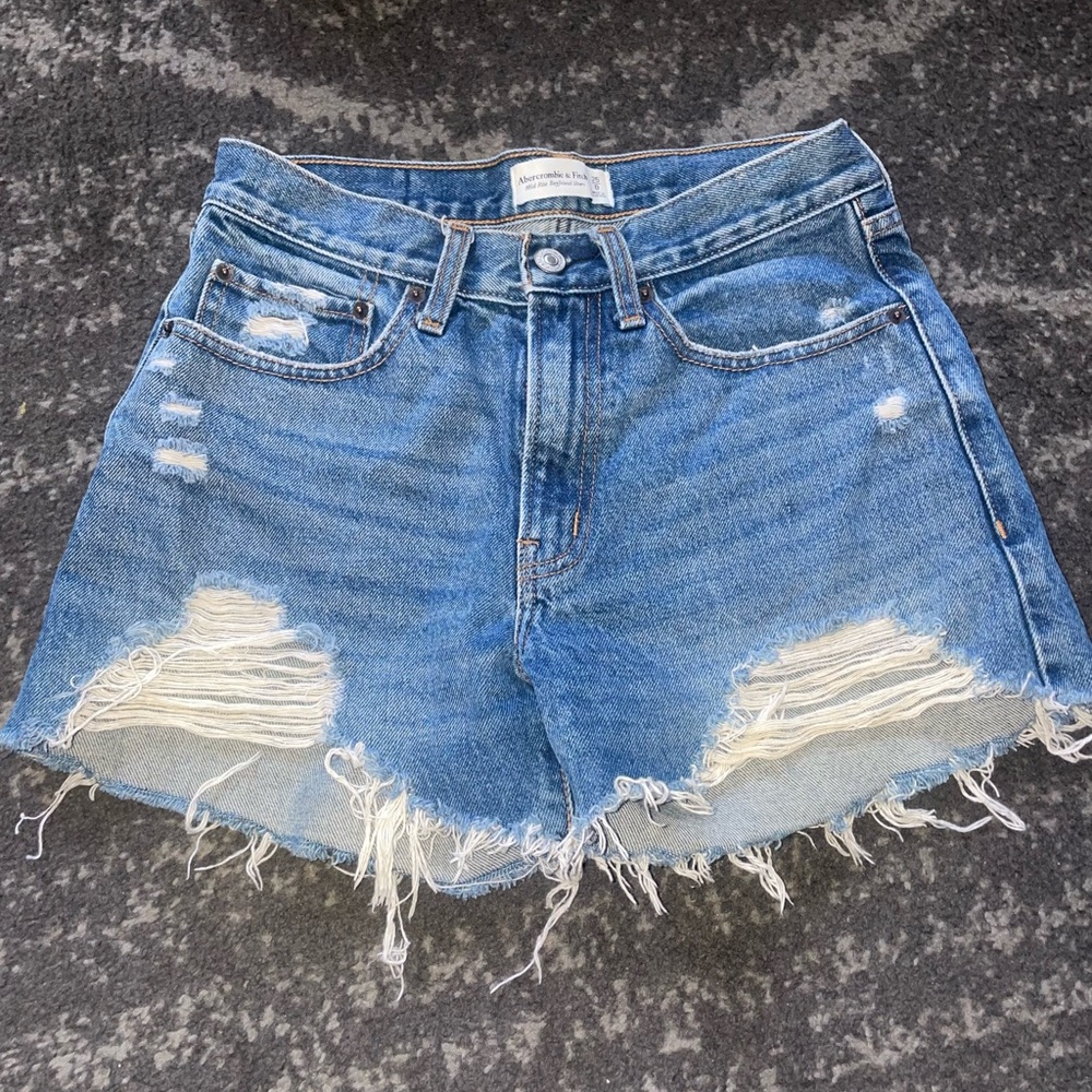 Abercrombie Jean shorts size 0 (25)